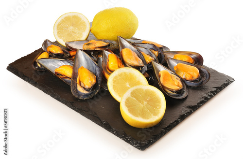 Photo: Mejillones sobre pizarra Mejillones sobre pizarra