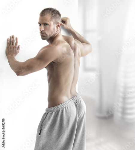 Photo: Contemporary muscle man Contemporary muscle man