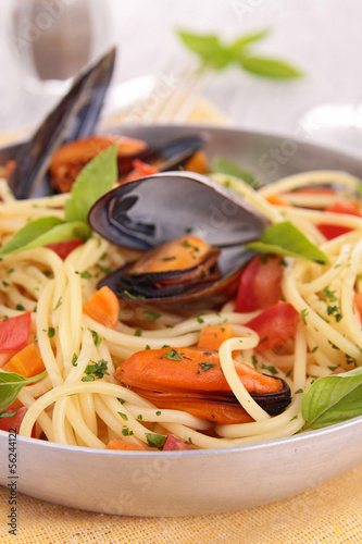 Photo: spaghetti with mussel spaghetti with mussel