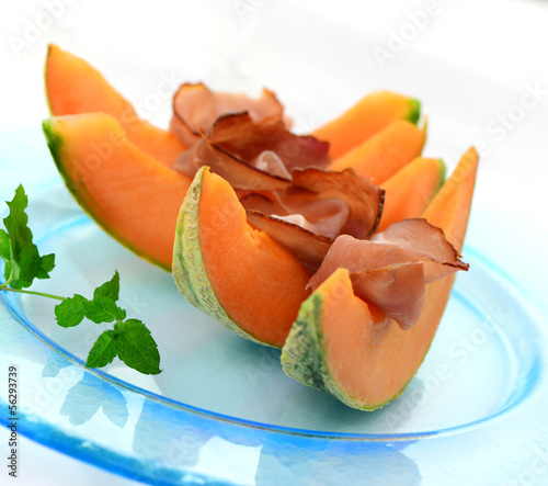 Photo: Melone mit Räucherschinken Melone mit Räucherschinken