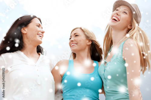 Photo: girls looking up in the sky girls looking up in the sky