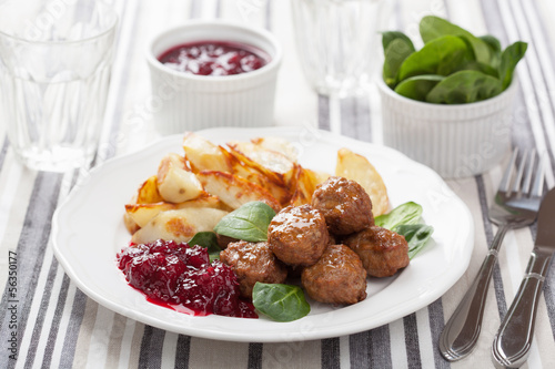 Photo: swedish meatballs with potatoes and lingon jam swedish meatballs with potatoes and lingon jam