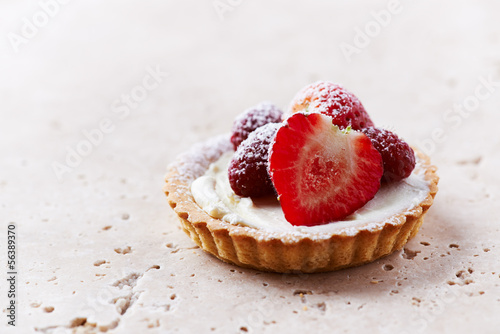 Photo: Little mascarpone tart with fresh summer berries Little mascarpone tart with fresh summer berries