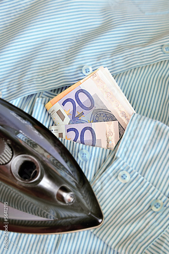 Photo: shirt money iron shirt money iron