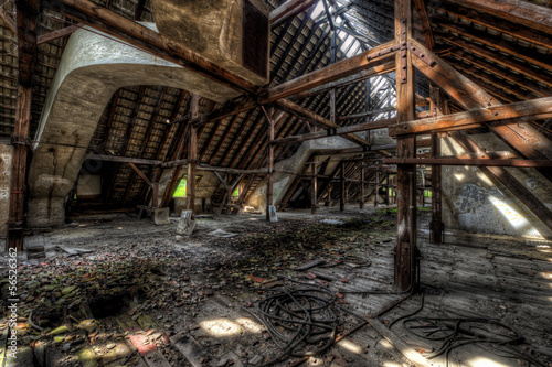 Photo: Baufälliger dachboden eines alten Hauses Baufälliger dachboden eines alten Hauses