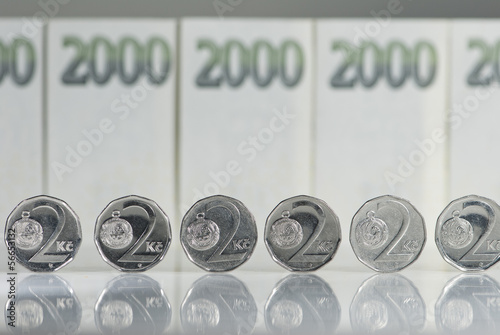 Photo: Münzen und Banknoten Münzen und Banknoten