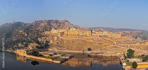 Photo: Amer (Amber) fort, Rajasthan, India Amer (Amber) fort, Rajasthan, India