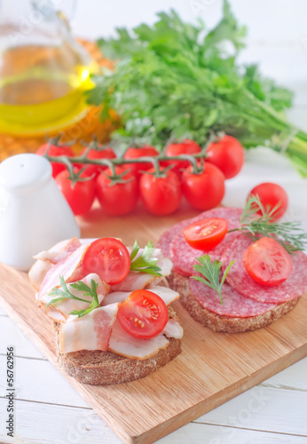 Photo: sandwich with bacon sandwich with bacon