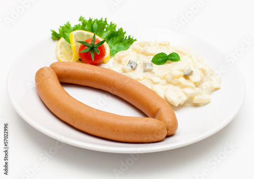 Photo: Bockwurst mit Kartoffelsalat Bockwurst mit Kartoffelsalat