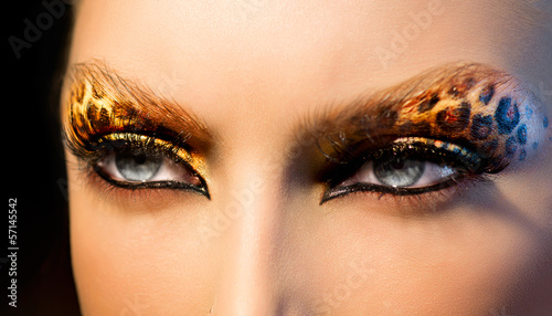 Photo: Beauty Fashion Model Girl with Holiday Leopard Makeup Beauty Fashion Model Girl with Holiday Leopard Makeup