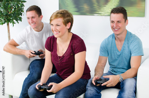 Photo: spaß am spielen mit der konsole spaß am spielen mit der konsole