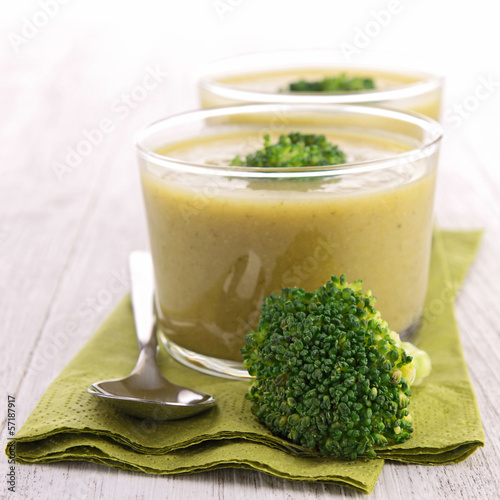 Photo: broccoli soup broccoli soup