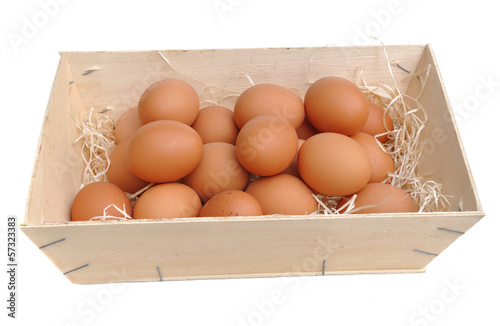 Photo: oeufs frais dans cagette oeufs frais dans cagette