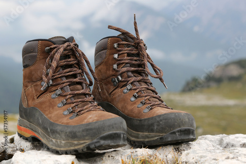 Photo: Wanderschuhe in den Bergen Alpen Wanderschuhe in den Bergen Alpen