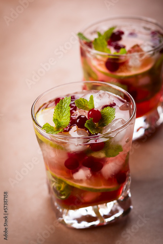 Photo: Cranberry mojito Cranberry mojito