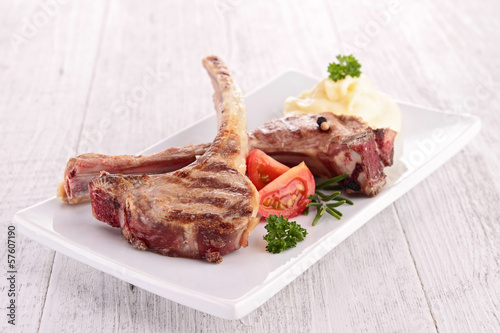 Photo: grilled lamb chop and puree grilled lamb chop and puree