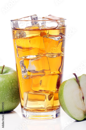 Photo: Apple juice with apples around Apple juice with apples around