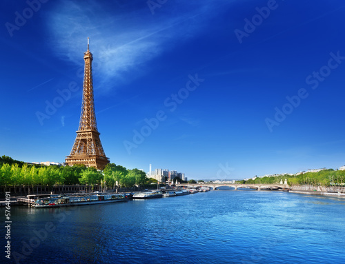 Photo: Seine in Paris with Eiffel tower in sunrise time Seine in Paris with Eiffel tower in sunrise time