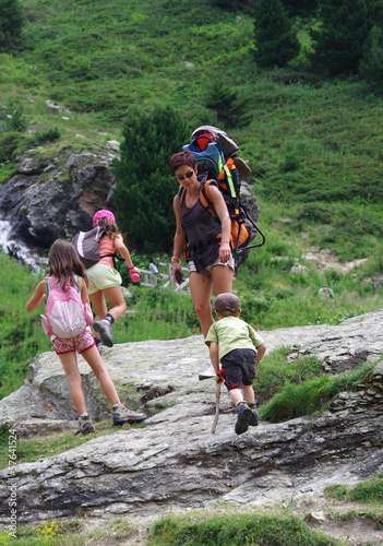 Photo: randonnée en famille randonnée en famille
