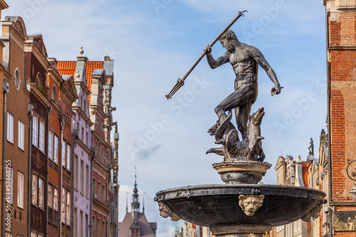 Fototapeta Fountain of Neptune - the old town in Gdansk, Poland
