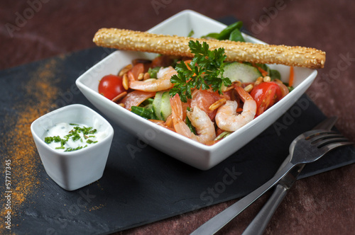 Photo: salade composée crudités crevettes 1 salade composée crudités crevettes 1