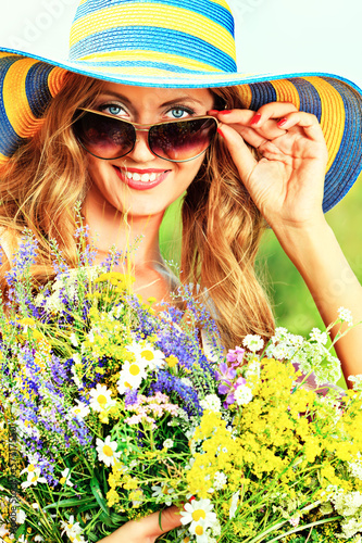 Photo: beautiful woman beautiful woman