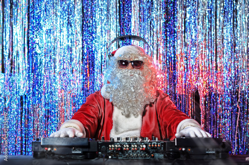 Photo: party santa party santa