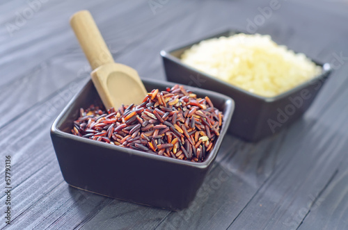 Photo: raw rice raw rice