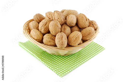 Photo: panier de noix fraiches panier de noix fraiches