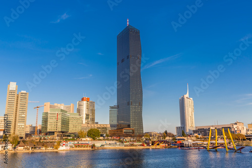 Photo: Donaustadt mit Blick von Donauinsel, Wien Donaustadt mit Blick von Donauinsel, Wien
