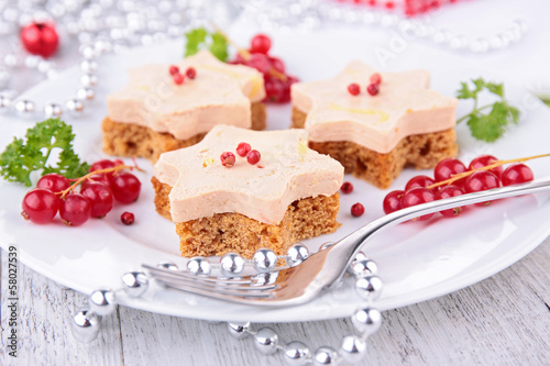 Photo: gingerbread with foie gras gingerbread with foie gras
