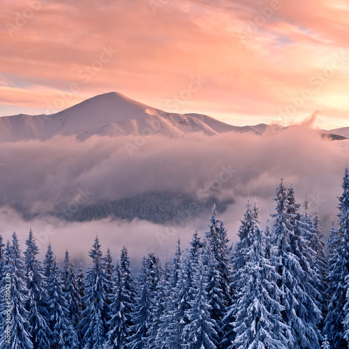 Photo: mountain mountain