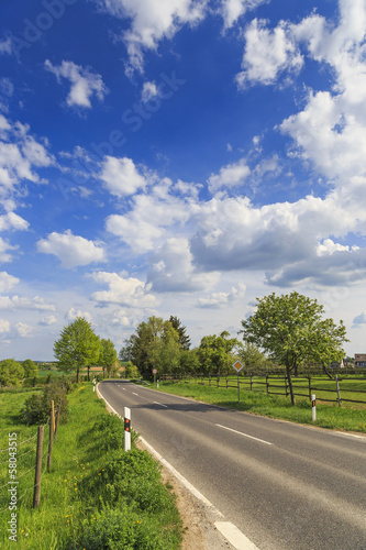 Photo: Landstraße im Sommer Landstraße im Sommer