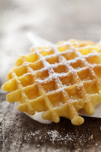 Photo: Waffeln mit Puderzucker Waffeln mit Puderzucker