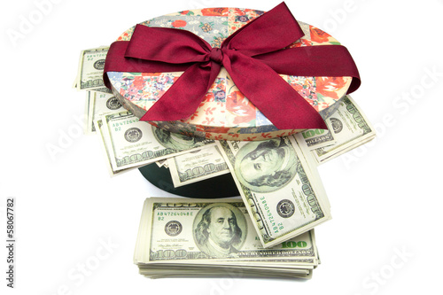 Photo: billetes en caja de regalo billetes en caja de regalo