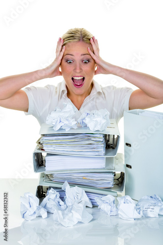 Photo: Verzweiflung durch Bürokratie Verzweiflung durch Bürokratie
