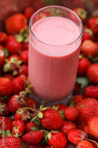 Photo: Berry smoothie Berry smoothie