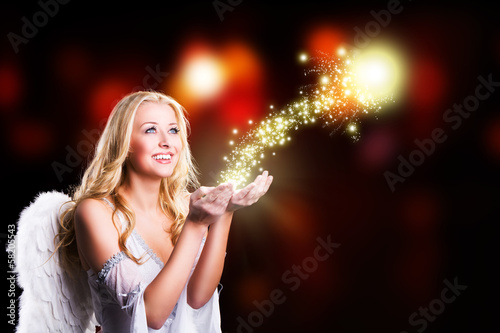 Photo: Weihnachtsengel mit magischem Licht Weihnachtsengel mit magischem Licht