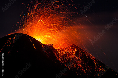 Photo: Eruption etna 2013 Eruption etna 2013