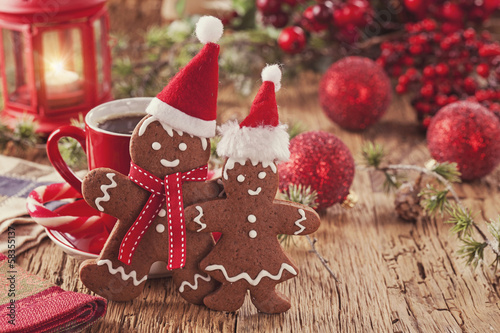 Photo: Christmas gingerbread men Christmas gingerbread men