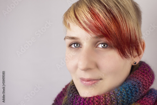 Photo: Portrait Mädchen mit Schal Portrait Mädchen mit Schal
