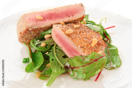 Photo: Lightly seared tuna steak Lightly seared tuna steak