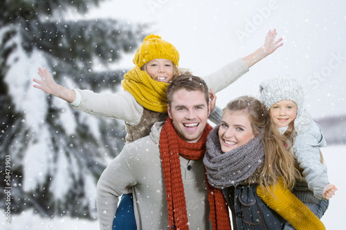 Photo: winter family winter family