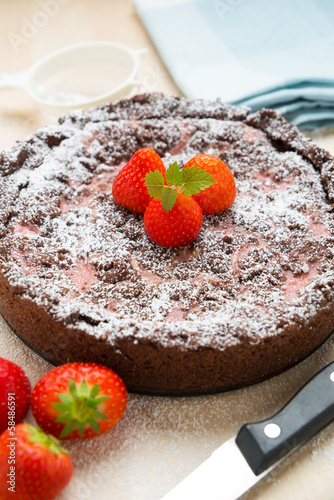 Photo: Schokoladentorte mit frischen Erdbeeren Schokoladentorte mit frischen Erdbeeren