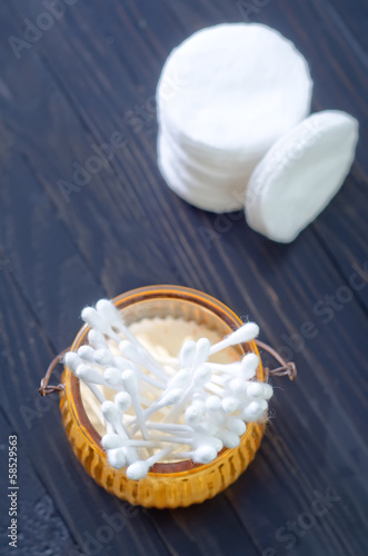 Photo: cotton stick and cotton disk cotton stick and cotton disk