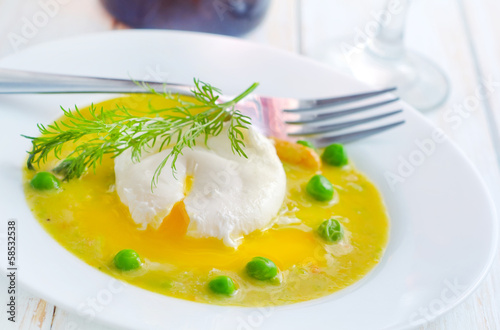 Photo: Fresh soup from green peas and egg-poached Fresh soup from green peas and egg-poached