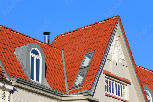 Photo: Spitzgiebel mit Dachfenstern Spitzgiebel mit Dachfenstern