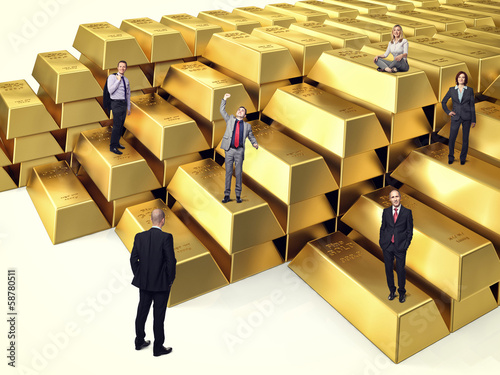 Photo: people on gold people on gold