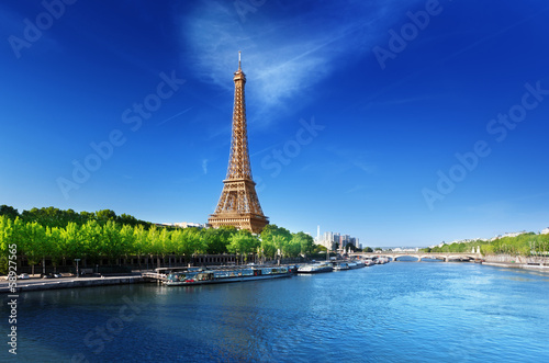 Photo: Seine in Paris with Eiffel tower in sunrise time Seine in Paris with Eiffel tower in sunrise time