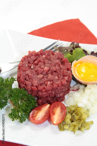 Photo: tartare de boeuf tartare de boeuf